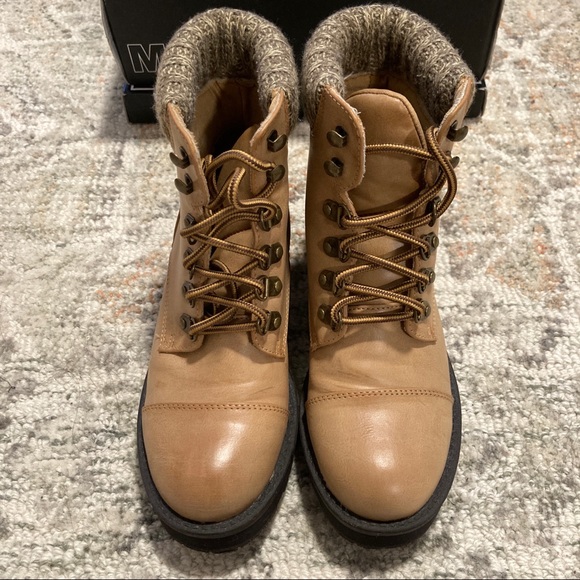 MIA pull-on ankle boots - Picture 2 of 4